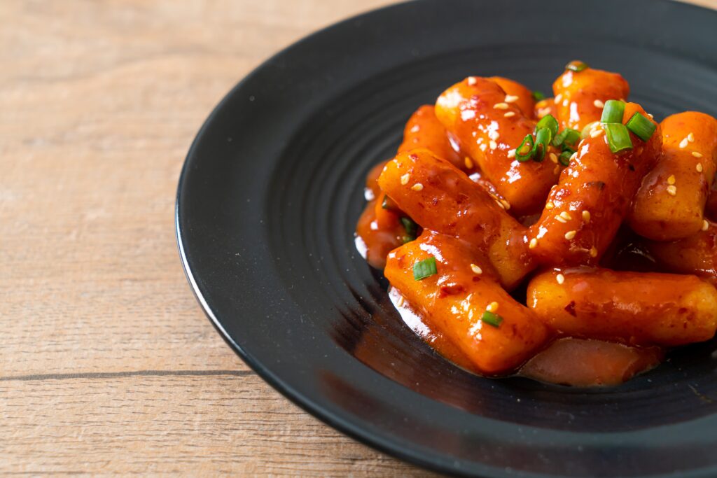 korean rice cake stick-in-spicy sauce tteokbokki